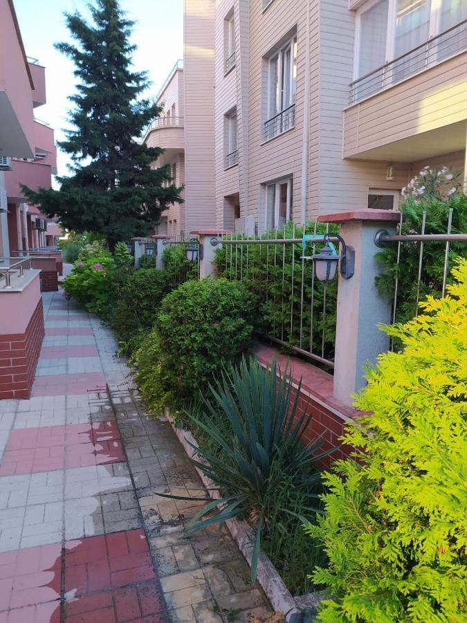 Apartment In Complex Tara Ravda Luaran gambar